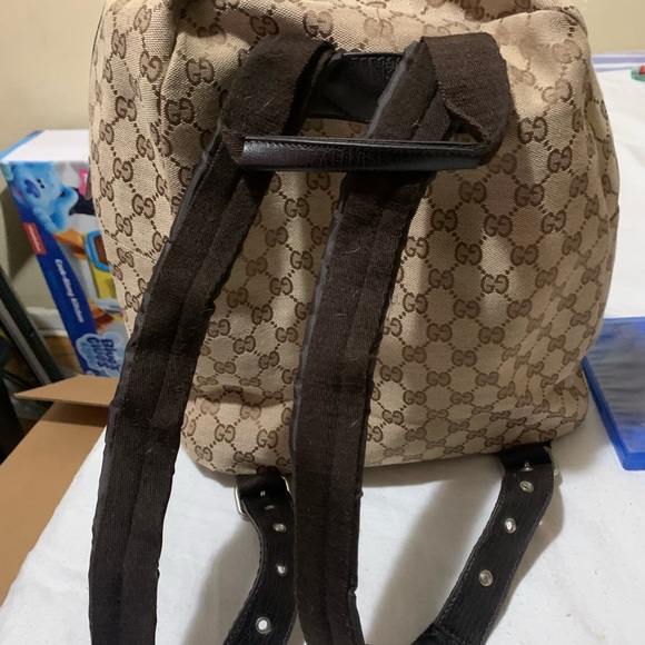 This is a real Gucci bookbag!! - Picture 6 of 6